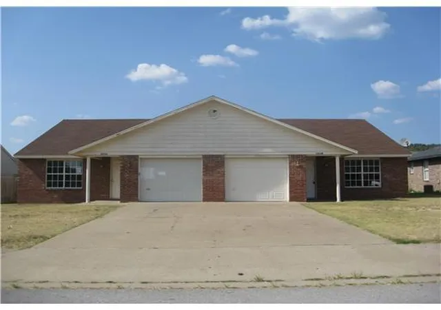1st image of 3070 Stagecoach Ave #A&B, Springdale, AR 72764 | MLS# 1355447