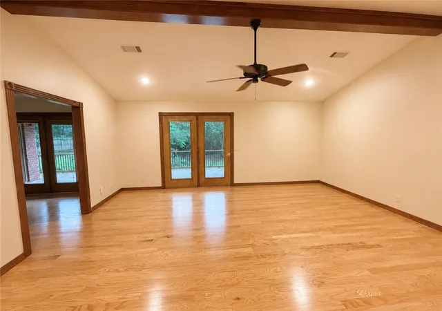 Photo 4 of Single family home for sale at 209 Hickory Hills Dr, Russellville, AR 72802 | MLS# 1355376 | Listing updated on 2026-09-17