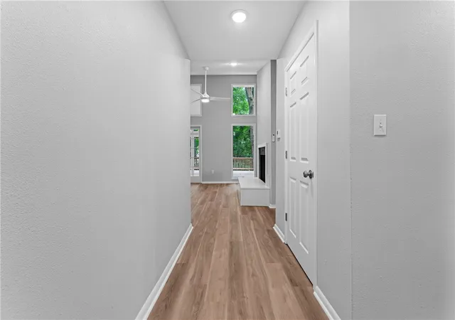 4th image of 423 W Patricia Ln, Fayetteville, AR 72703 | MLS# 1355259