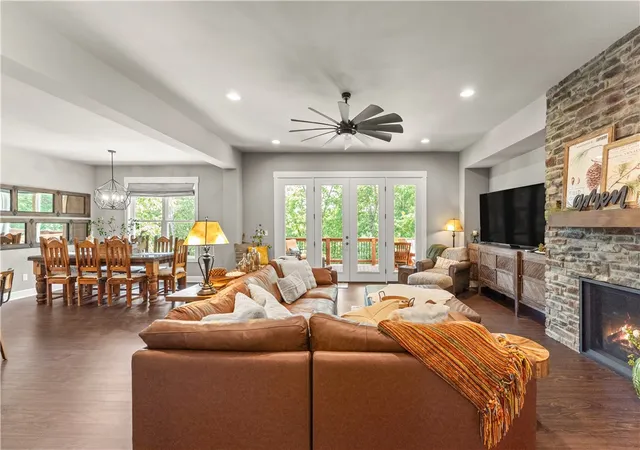 3rd image of 35 Skye Dr, Bella Vista, AR 72715 | MLS# 1355336
