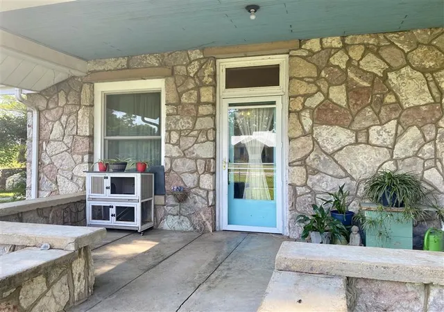 4th image of 1304 E Main St, Green Forest, AR 72638 | MLS# 1355422