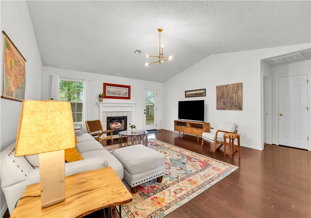 3rd image of 4245 W Patrick St, Fayetteville, AR 72704 | MLS# 1355230