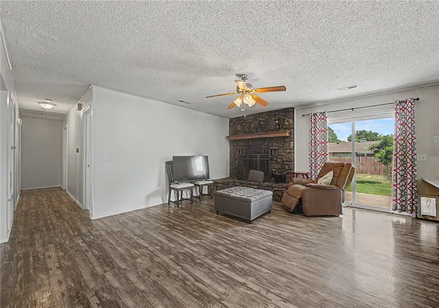 2nd image of 3406 Edward Ave, Springdale, AR 72762 | MLS# 1355161
