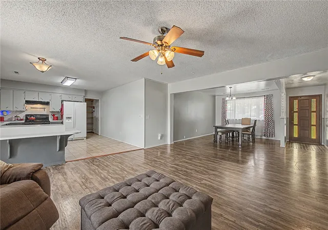 4th image of 3406 Edward Ave, Springdale, AR 72762 | MLS# 1355161