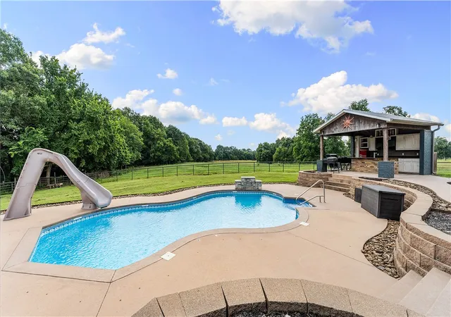 2nd image of 13878 Wayne Boyd Rd, Lincoln, AR 72744 | MLS# 1355488