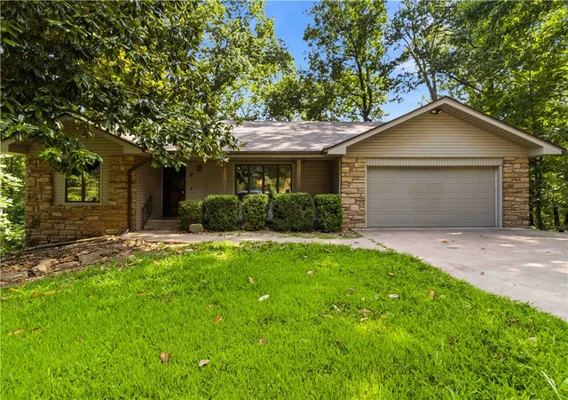 1st image of 12 Basore Ln, Bella Vista, AR 72715 | MLS# 1355546