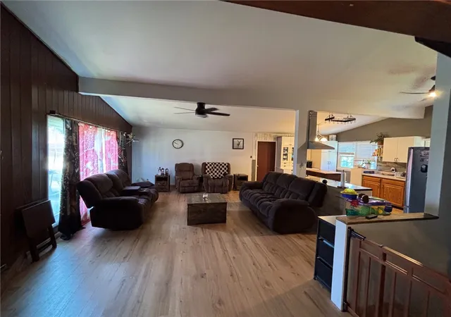 4th image of 1006 Berry St, Harrison, AR 72601 | MLS# 1355685