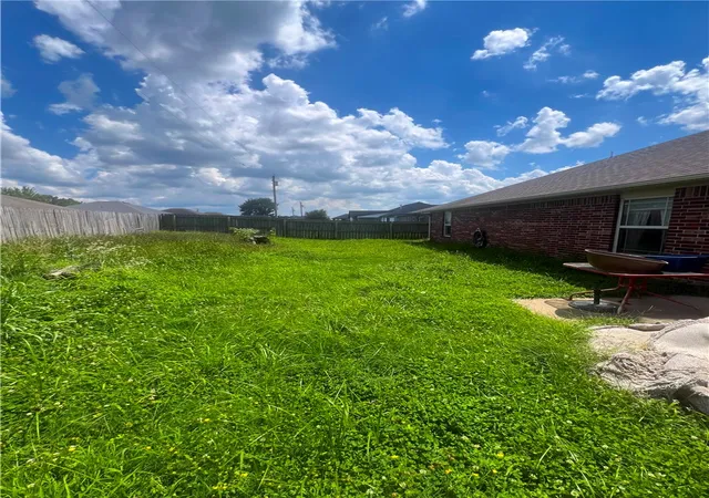 4th image of 644 White Oak St, Gentry, AR 72734 | MLS# 1355696