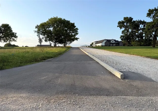 24th image of 410 Nw Cowan Nw Cowan Ave, Gentry, AR 72734 | MLS# 1355704