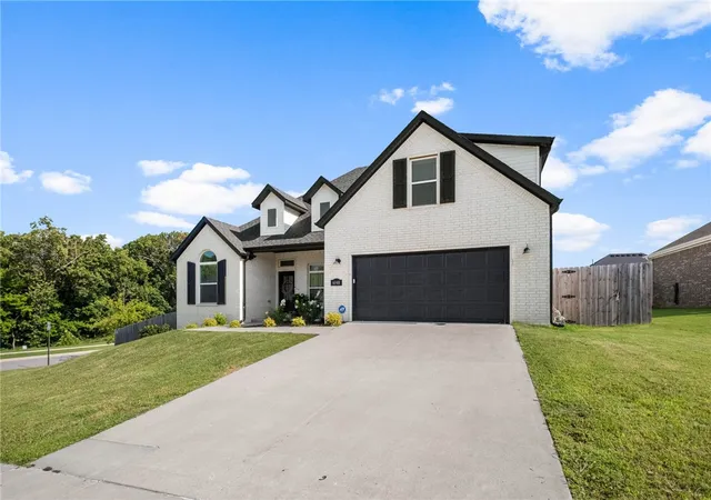 3rd image of 6048 W Quinn St, Fayetteville, AR 72704 | MLS# 1355572