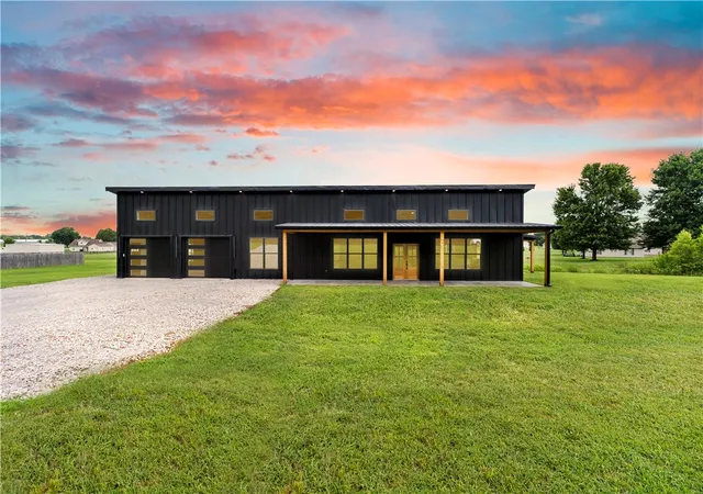 Photo 2 of Single family home for sale at 1358 Madison 7295, Hindsville, AR 72738 | MLS# 1355783 | Listing updated on 2026-08-31