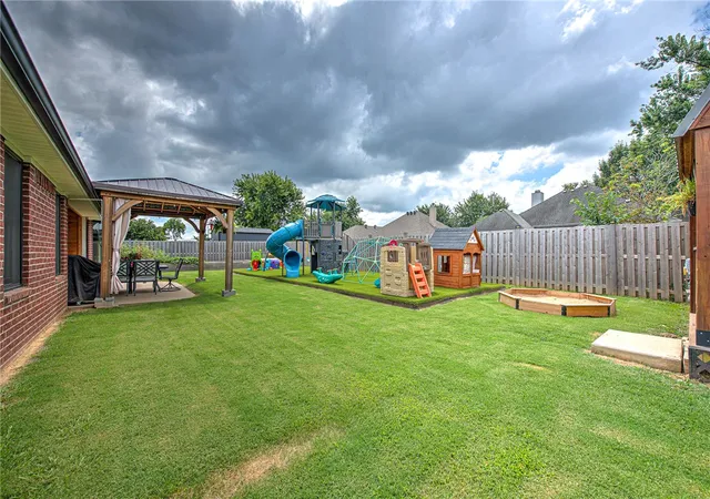 Homes for sale in Bentonville, AR | 3205 Nw Alberta St, Bentonville, AR 72712 | MLS# 1355395