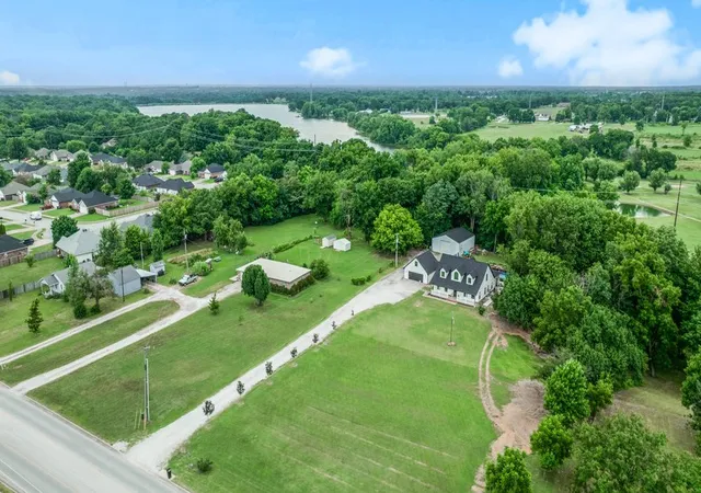 Homes for sale in Springdale, AR | 6616 Har Ber Ave, Springdale, AR 72762 | MLS# 1355799