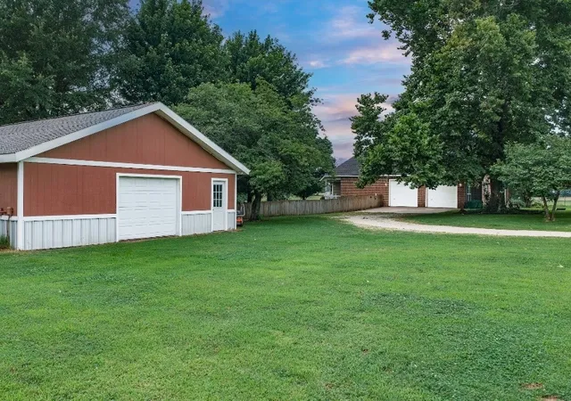 2nd image of 17995 Harmon Rd, Fayetteville, AR 72704 | MLS# 1355717