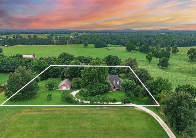 3rd image of 17995 Harmon Rd, Fayetteville, AR 72704 | MLS# 1355717