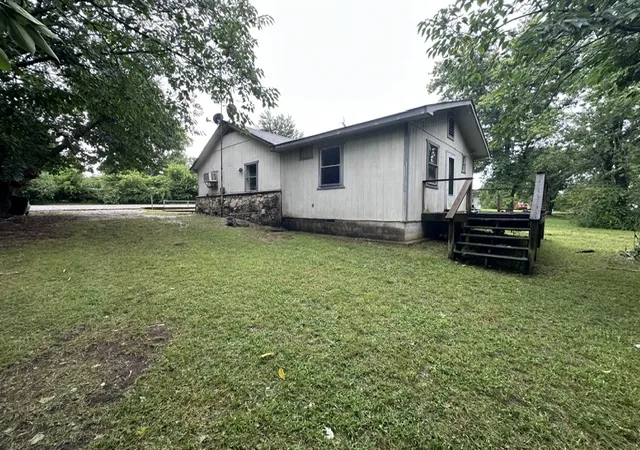 Homes for sale in Flippin, AR | 102 W South St, Flippin, AR 72634 | MLS# 1355814