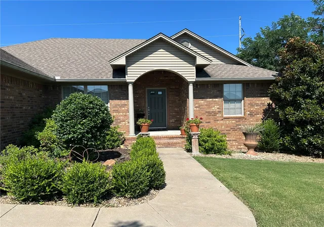 1st image of 2805 N Louisville Ave, Russellville, AR 72802 | MLS# 1355818