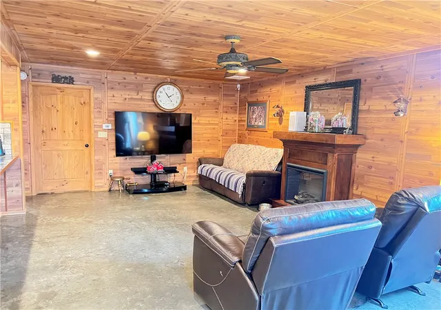 3rd image of 105 Cr 1751, London, AR 72847 | MLS# 1355798