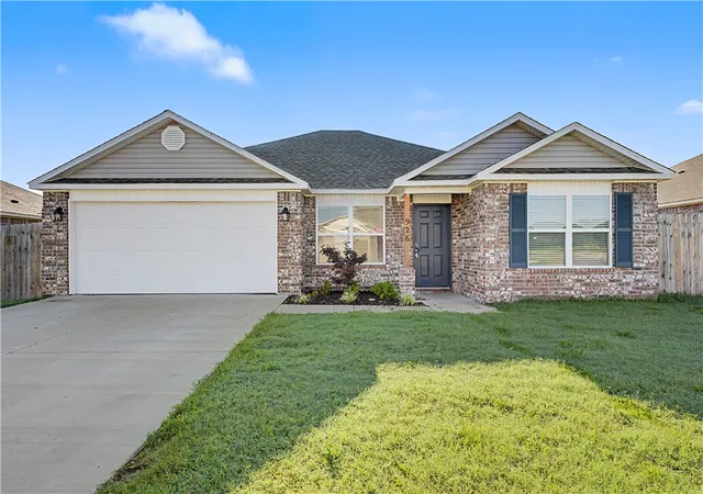 1st image of 926 W Aiden Dr, Siloam Springs, AR 72761 | MLS# 1355536