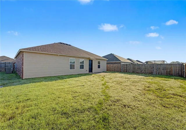 Homes for sale in Siloam Springs, AR | 912 W Aiden Dr, Siloam Springs, AR 72761 | MLS# 1355390