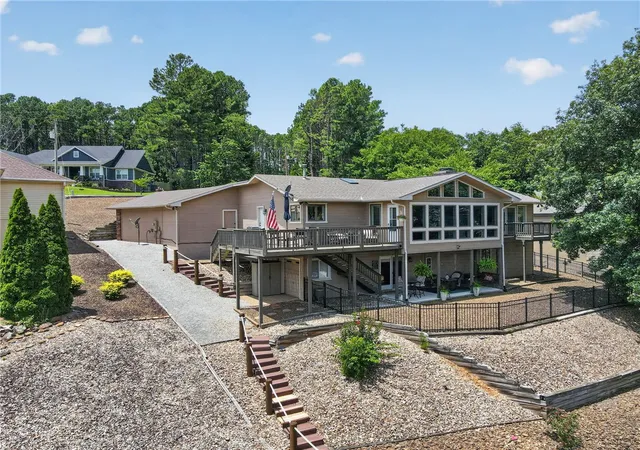 3rd image of 65 Forfar Dr, Bella Vista, AR 72715 | MLS# 1355146