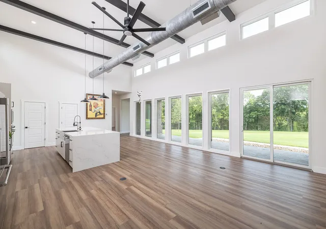 2nd image of 225 Blue Springs Rd, Fayetteville, AR 72703 | MLS# 1355278