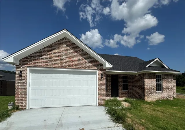 Homes for sale in Dardanelle, AR | 100 Meadow Dr, Dardanelle, AR 72834 | MLS# 1355355
