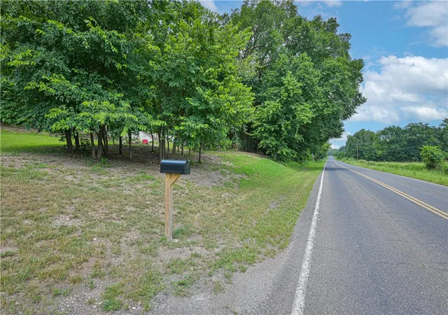 2nd image of 5829 Hwy 10, Tahlequah, OK 74464 | MLS# 1355919