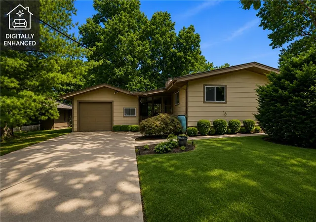 2nd image of 12 Harlow Dr, Bella Vista, AR 72715 | MLS# 1355929