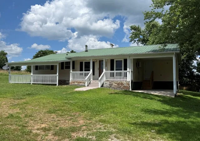 Homes for sale in Hindsville, AR | 30382 Hwy 295, Hindsville, AR 72738 | MLS# 1355935