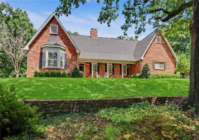 1st image of 1134 N Crossover Rd, Fayetteville, AR 72701 | MLS# 1355771