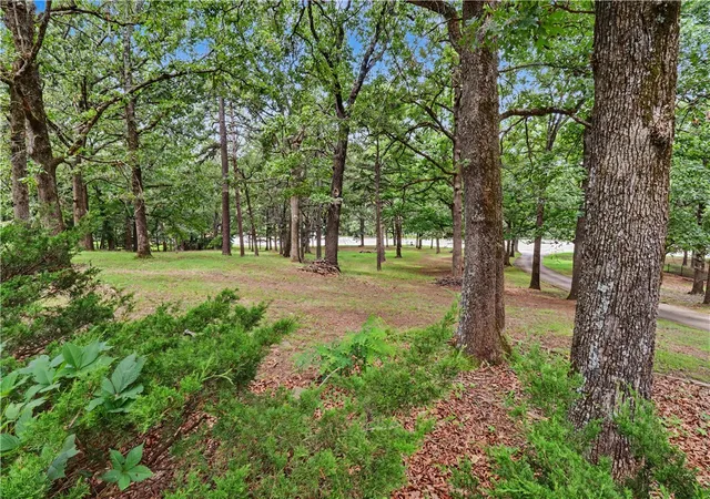 50th image of 1134 N Crossover Rd, Fayetteville, AR 72701 | MLS# 1355771