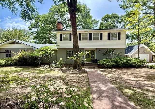 Photo 1 of Sale Pending at 308 S Utah Ave, Russellville, AR 72801 | MLS# 1355843 | Listing updated on 2026-09-01