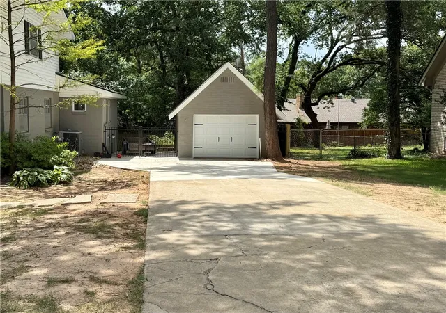 Photo 31 of Sale Pending at 308 S Utah Ave, Russellville, AR 72801 | MLS# 1355843 | Listing updated on 2026-09-01