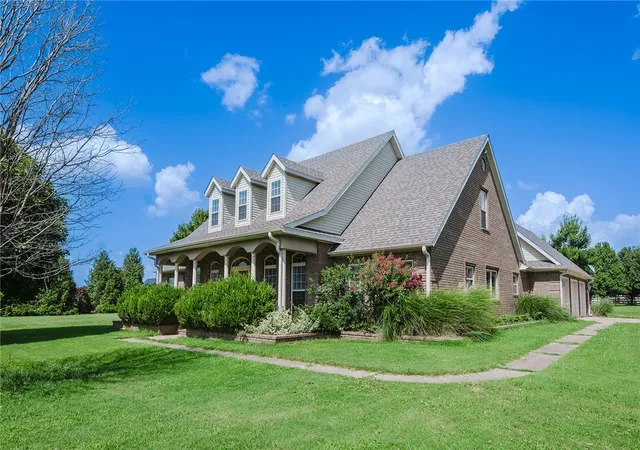 1st image of 18710 Strawberry Plant Rd, Fayetteville, AR 72704 | MLS# 1356018