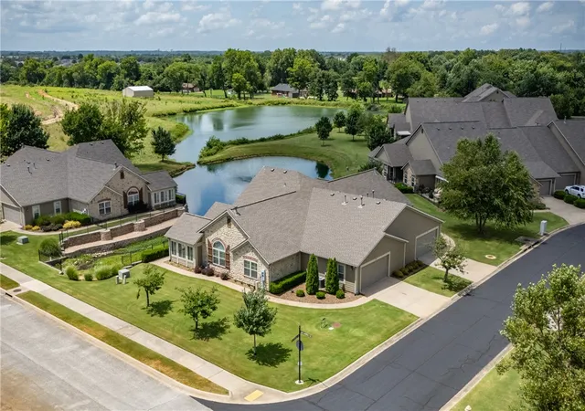 4th image of 1306 Sw Naphtali Blvd, Bentonville, AR 72713 | MLS# 1355064