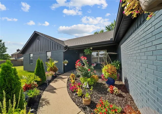 2nd image of 1537 Wagon Wheel Rd, Springdale, AR 72762 | MLS# 1356068