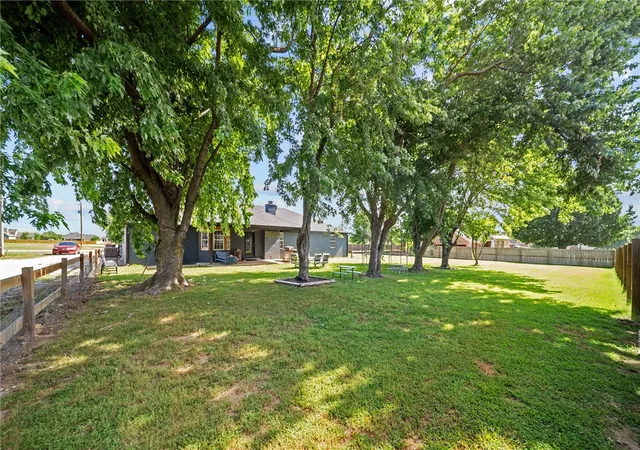 4th image of 1537 Wagon Wheel Rd, Springdale, AR 72762 | MLS# 1356068
