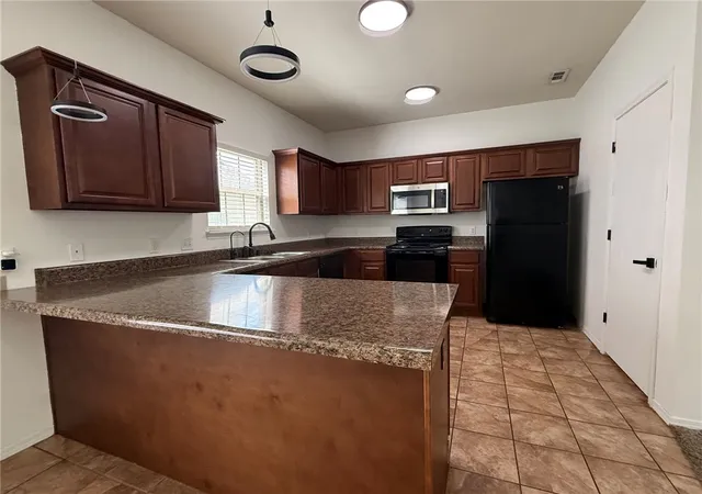 3rd image of 3115 W Old Farmington Rd, Fayetteville, AR 72704 | MLS# 1356080