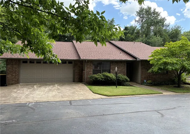 1st image of 1708 Deer Run Dr #13, Harrison, AR 72601 | MLS# 1356084