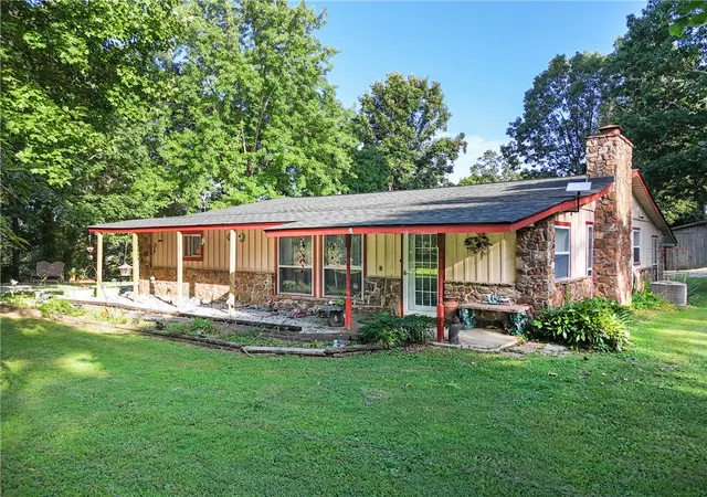 1st image of 23500 Ar 7 S, Pelsor, AR 72856 | MLS# 1356139