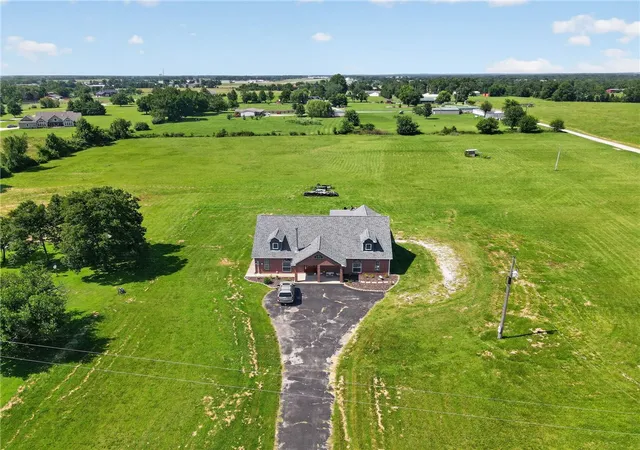 Photo 60 of Single family home for sale at 20500 Keck Rd, Siloam Springs, AR 72761 | MLS# 1355664 | Listing updated on 2026-07-21