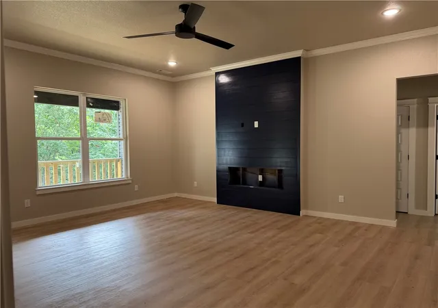 Photo 3 of Single family home for sale at 19 Shetland Dr, Bella Vista, AR 72715 | MLS# 1355816 | Listing updated on 2026-07-22