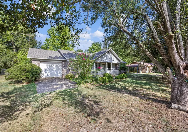 2nd image of 274 Cedarwood Dr, Lamar, AR 72846 | MLS# 1356114