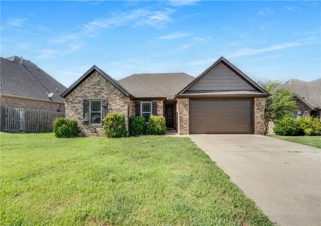 1st image of 1410 Abbey Ln, Centerton, AR 72719 | MLS# 1356111