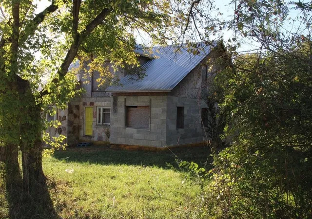 Photo 3 of Single family home for sale at 315 W 4th Street, Yellville, AR 72687 | MLS# 1356273 | Listing updated on 2026-07-22
