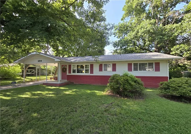 1st image of 403 Winchester St, Flippin, AR 72634 | MLS# 1356351