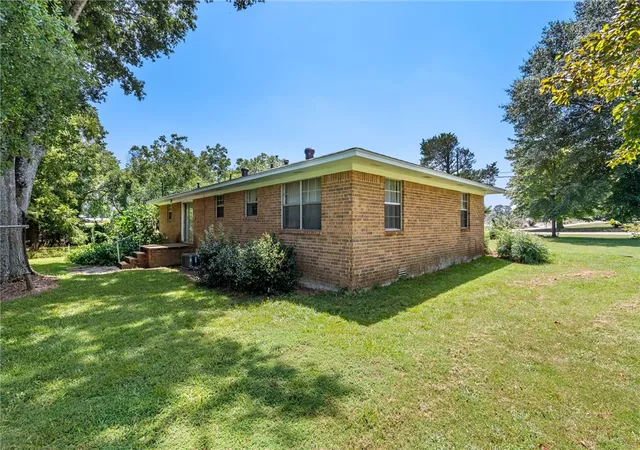 5th image of 1304 N Main St, Mulberry, AR 72947 | MLS# 1356178