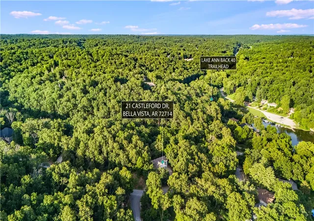 Photo 3 of Single family home for sale at 21 Castleford Dr, Bella Vista, AR 72714 | MLS# 1356382 | Listing updated on 2026-08-27