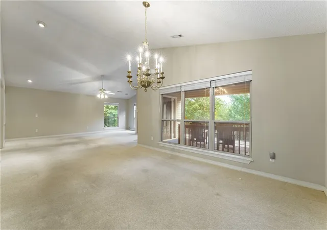 Photo 4 of Single family home for sale at 21 Castleford Dr, Bella Vista, AR 72714 | MLS# 1356382 | Listing updated on 2026-08-27